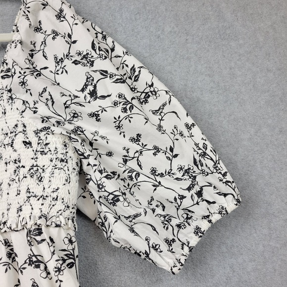 American‎ Eagle Womens Smocked Dress Size Large Puff Sleeve Cottage Birds NWOT - Picture 9 of 16